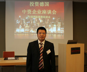 西陇铁艺门李修文