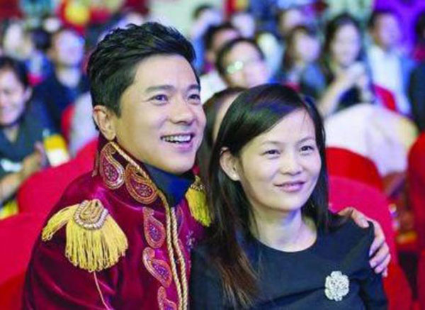 李彦宏与太太